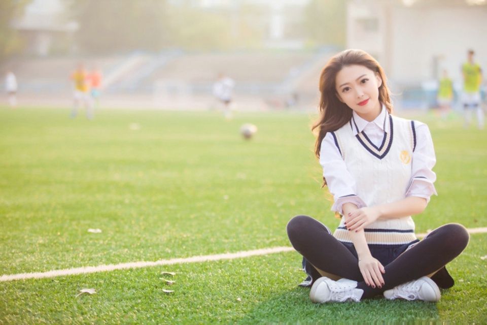 校花女神黑丝美腿制服青涩稚嫩性感诱惑写真图片