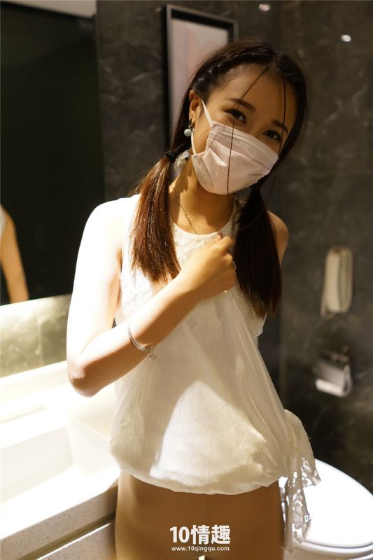 带口罩的连衣裙美女厕所大胆丝袜露点走光写真图片