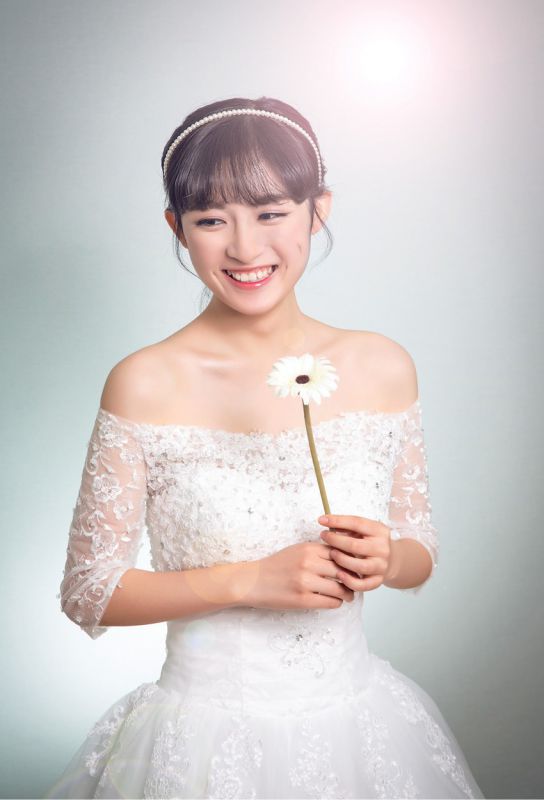 花季少女唯美婚纱迷人写真