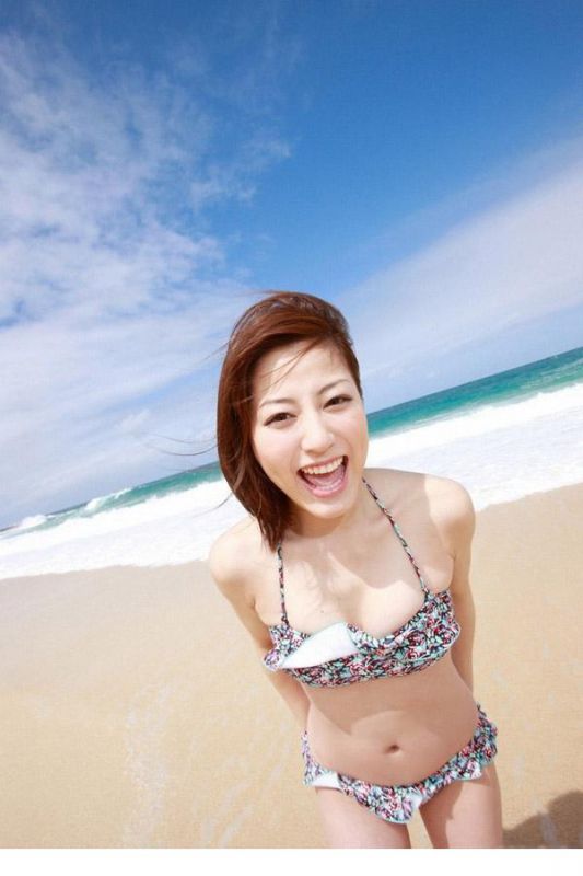 杉本有美私房比基尼诱人写真集