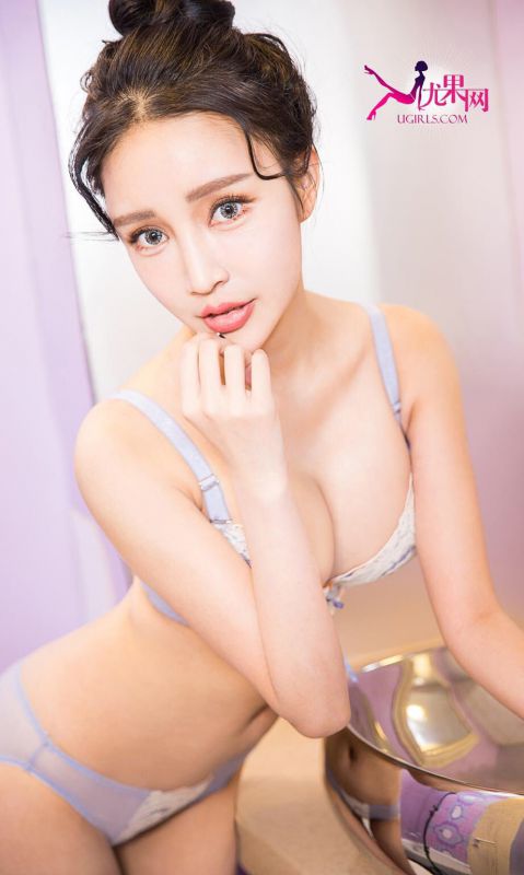 爱尤物内衣少女米诺私房秀超级巨乳