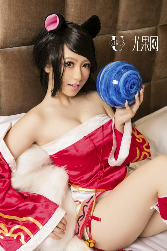 尤果网cosplay美女梓喵性感私房照