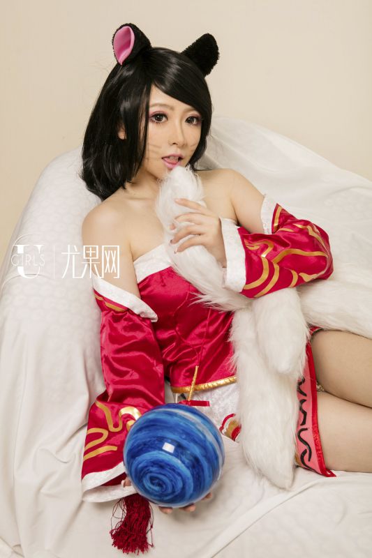 尤果网cosplay美女梓喵性感私房照