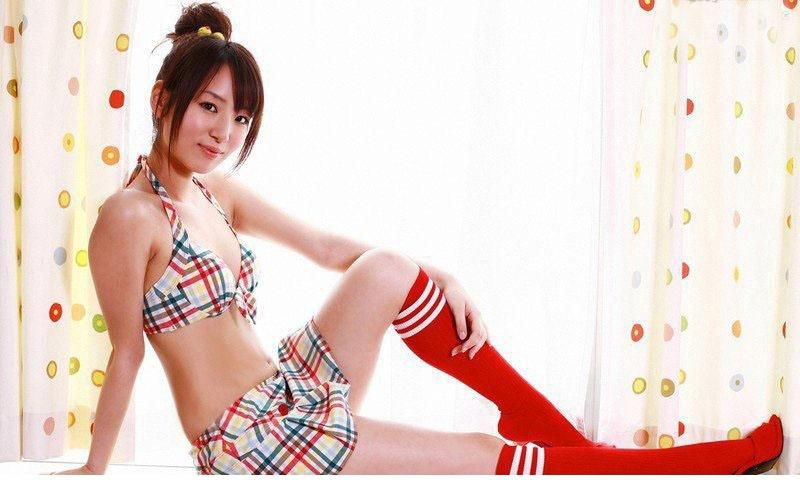 可爱比基尼美女佐藤由加理性感写真