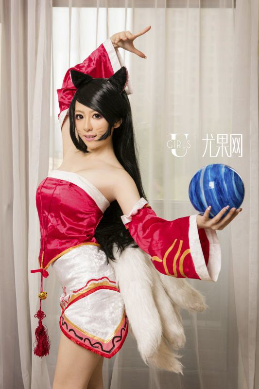 尤果网cosplay美女梓喵性感私房照