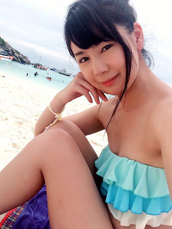 日本小美女今井蜜月私拍美图欣赏