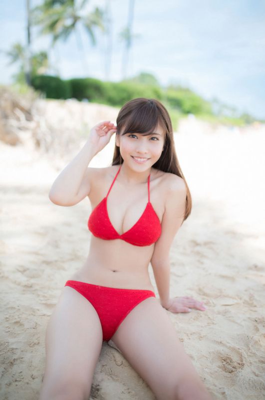 日本比基尼美女佐野雏子户外诱人写照