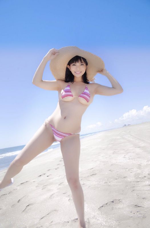 童颜巨乳美少女稀水こはく比基尼写真图集