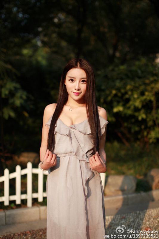 网络红人美女Fanny奋斗少女私拍写真图片大全