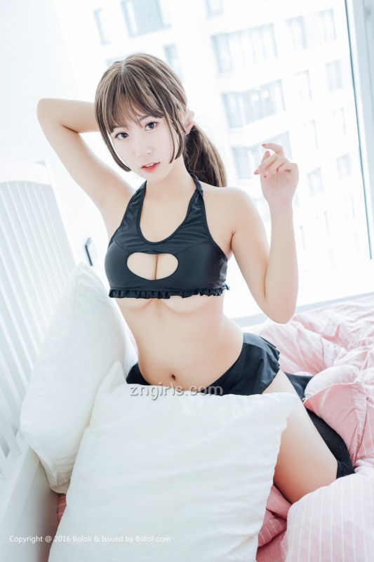 小萝莉型美女猫九性感私房照图片合辑