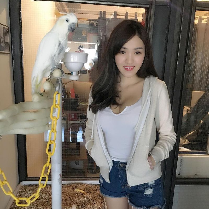 正妹美女何洛沂Ashley日常私拍图片合辑