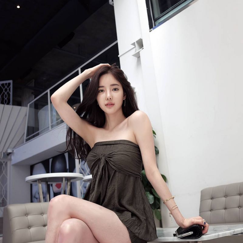 大长腿美女Ban Seo Jin精选美照图片