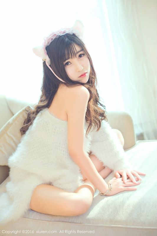 90后软妹子悠悠YOYO性感养眼写真