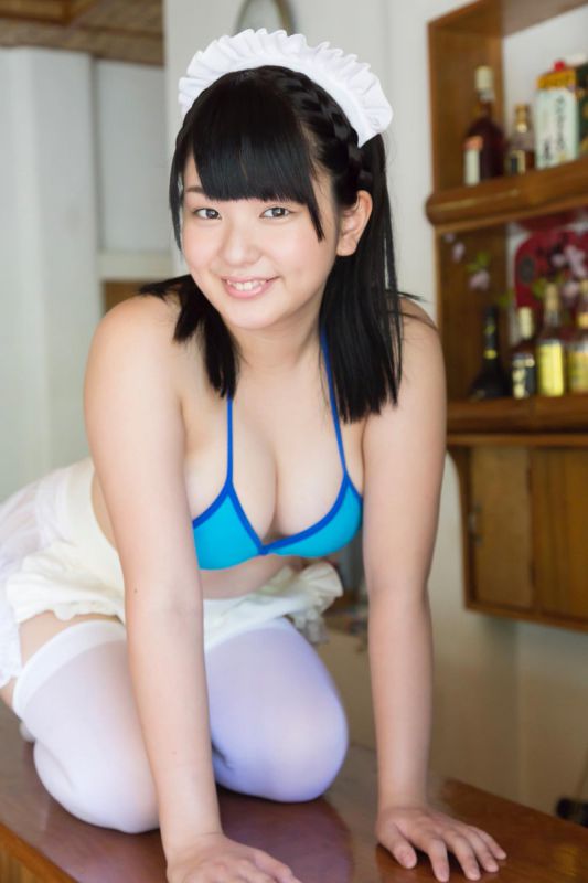 日本G奶妹子长月翠性感写真图集