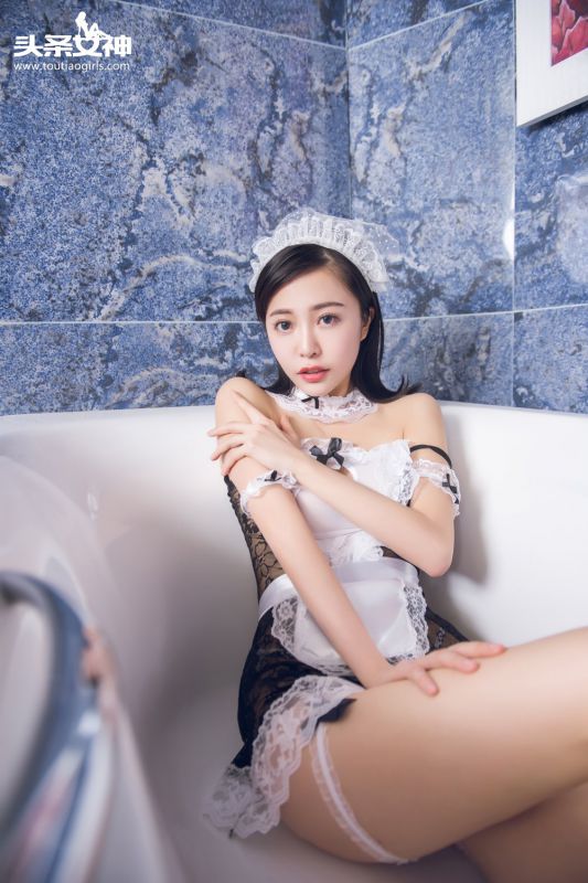 女仆装美女小爱性感私房照图片