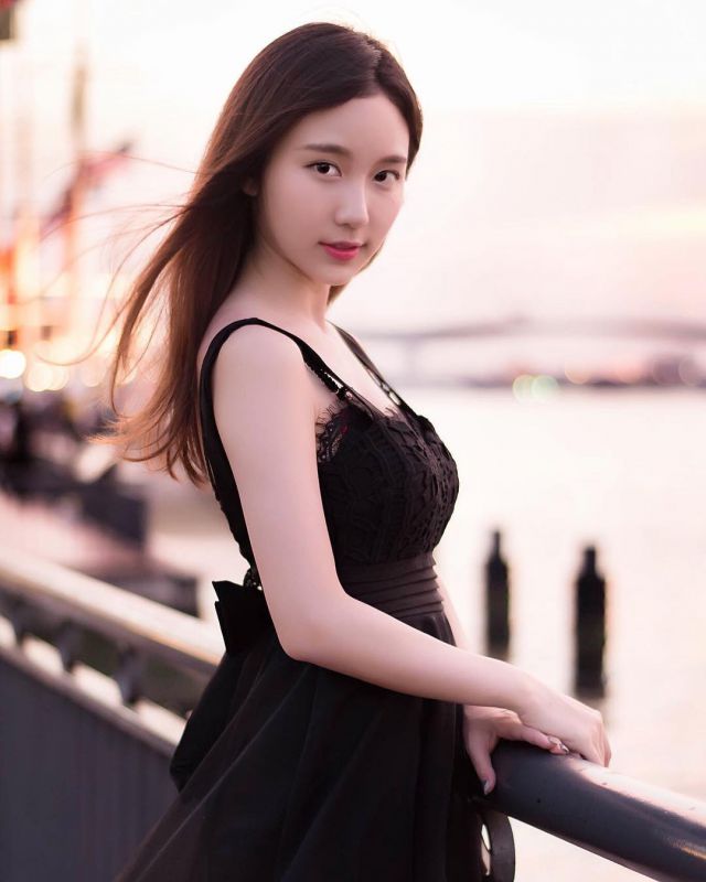 高颜值美女May Sitapha清纯唯美写真图片