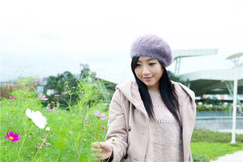 重庆美女校花嘉文冬季街拍照