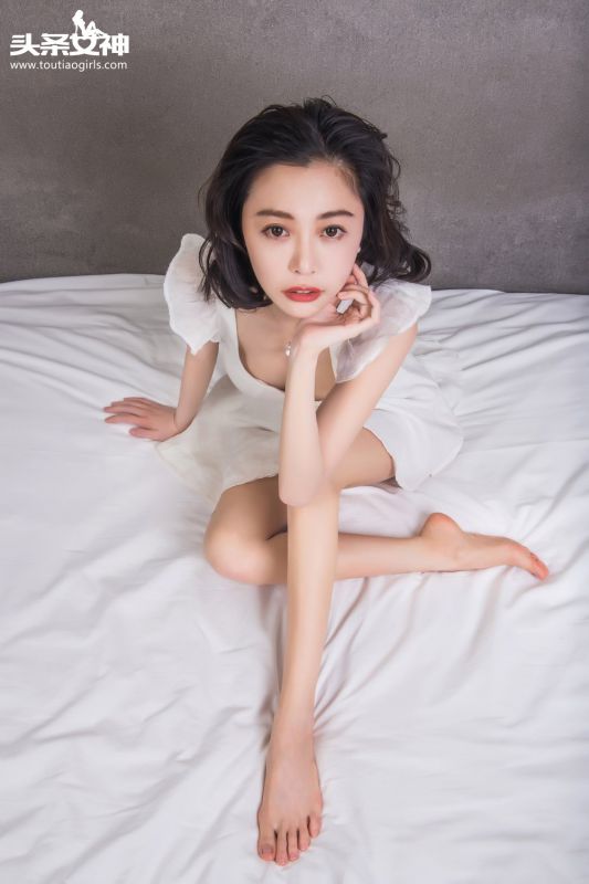 清纯笑容美女小爱私房养眼美照图片