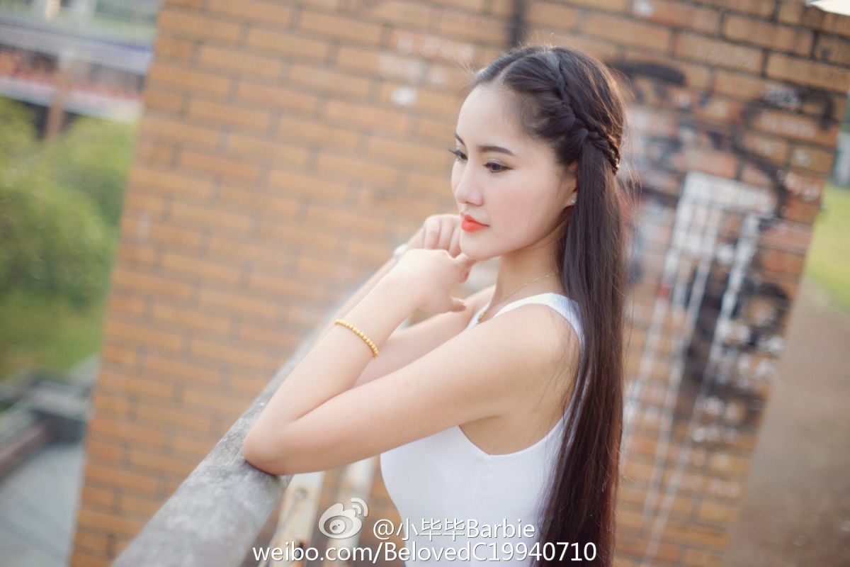 比基尼美女小毕毕Barbie外拍摄影图片