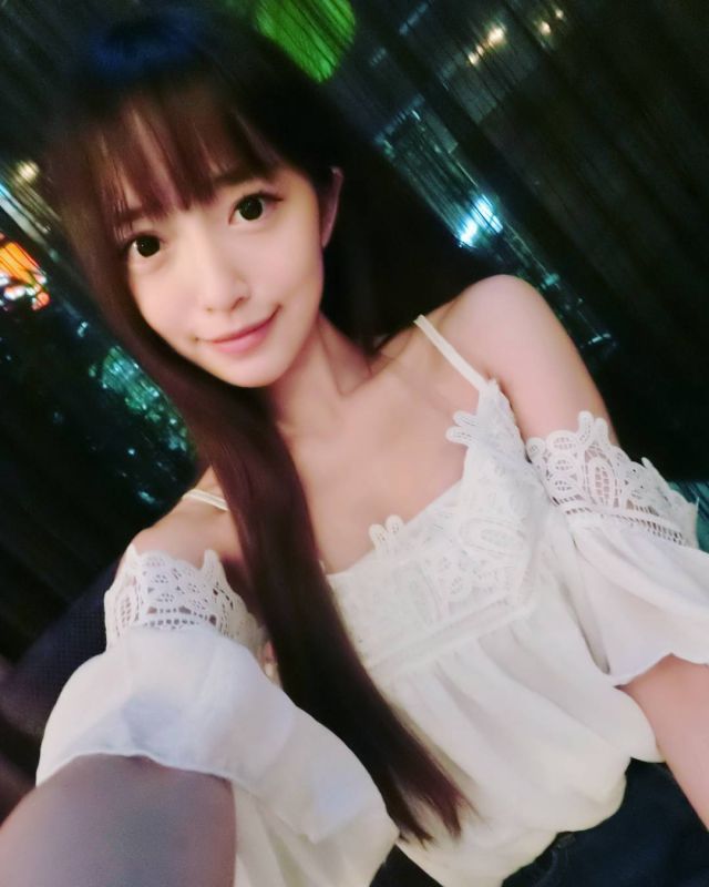 治愈系美女Mita Liang养眼美照合辑