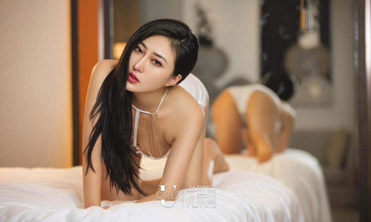 性感内衣美女Lucky诱惑私房照图片