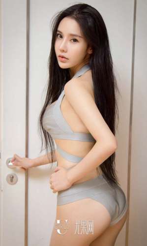 尤果网高颜值美女夏未央性感写真图片