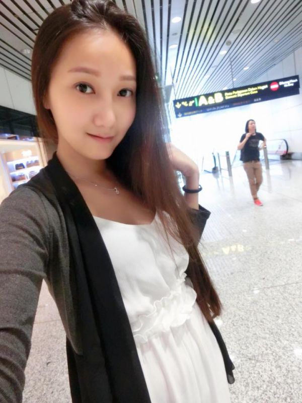 台湾美女模特陈逸婕Tina自拍图片精选推荐