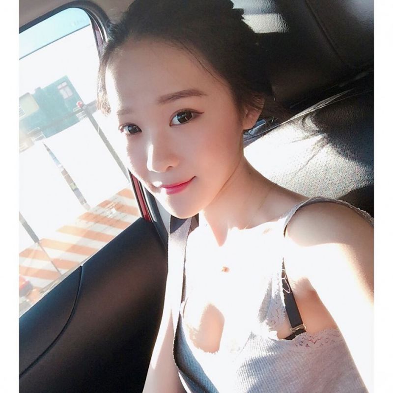 治愈系美女Irene Chang私拍精美图片欣赏