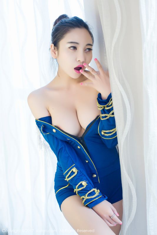 极品巨乳美女李梓熙性感诱惑图集