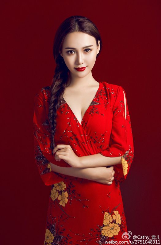 90后粉嫩美女athy_霓儿微博私拍美照