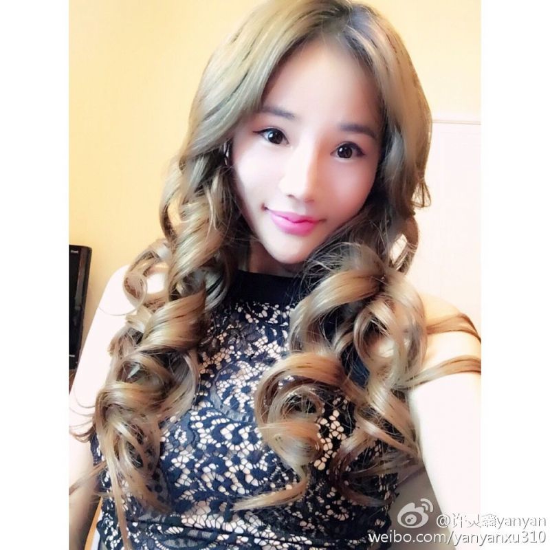 90后美女模特许灵鑫Yenn私拍图片合辑