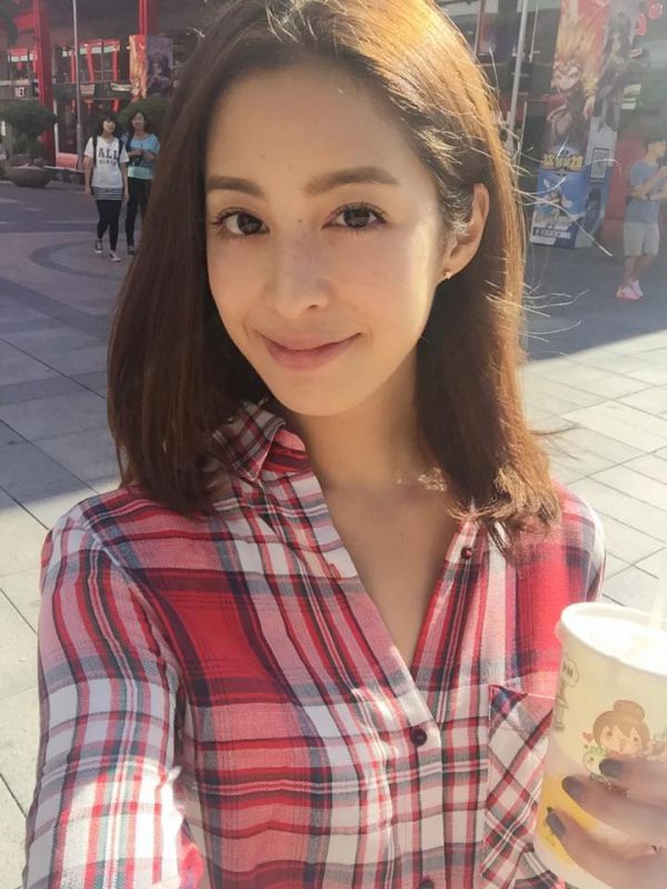 中美混血美女莫允雯唯美私拍图片