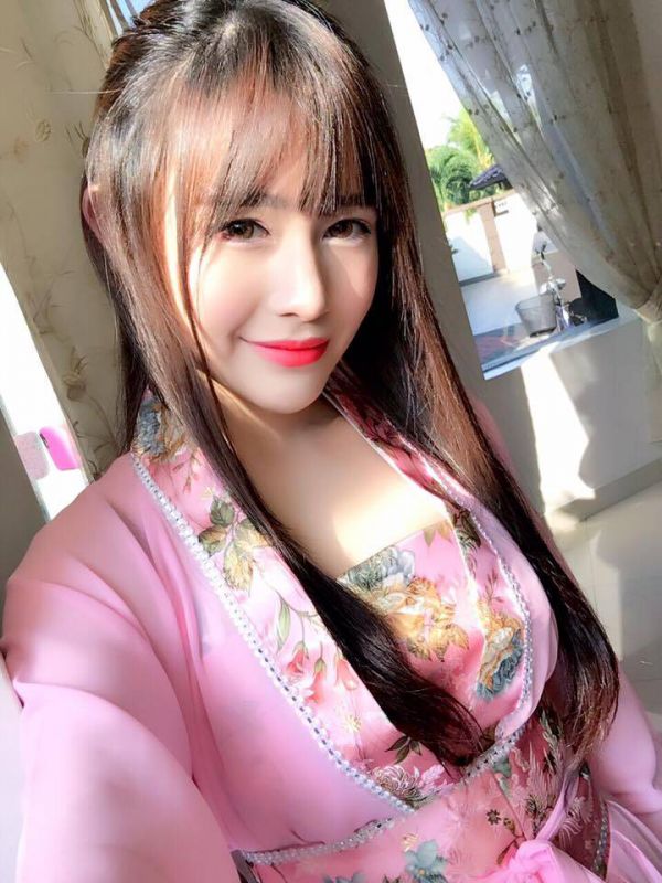 阳光美少女韩小涩(翁依玲)自拍写真图片