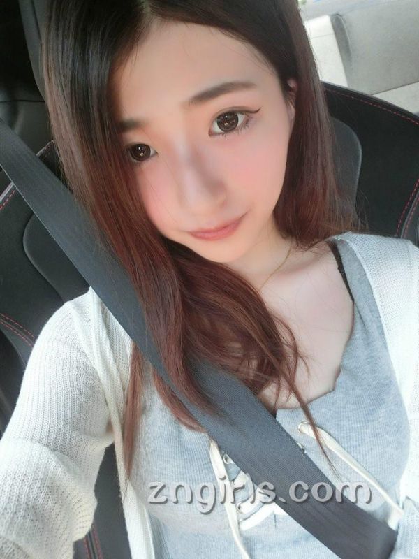 台湾比基尼美女Cynthia Wang自拍写真图片