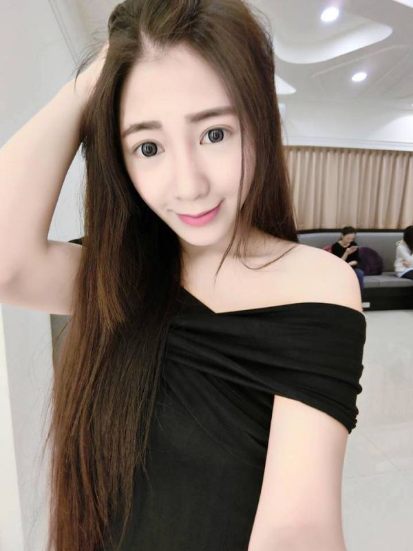 台湾美女模特Chih Yu Chen自拍写真图片