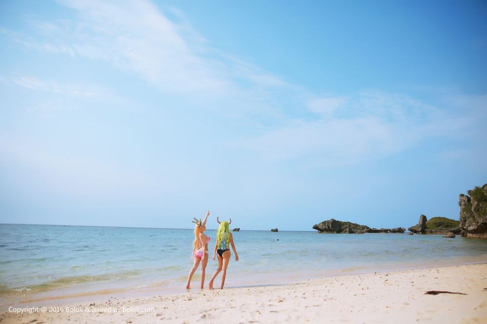 波萝社美女夏美酱海边性感写真丰满诱人