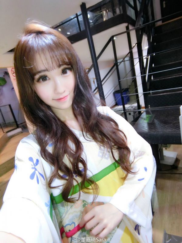 清新小美女董嘉琦Sara自拍写真图片