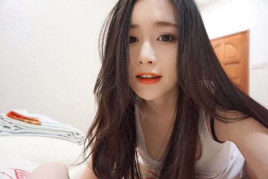 阳光美少女韩小涩(翁依玲)自拍写真图片