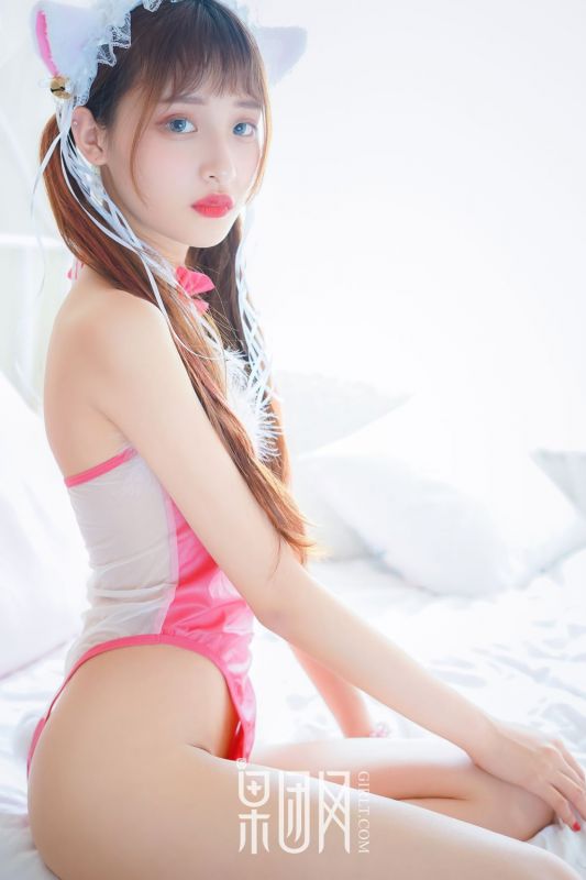 可爱少女little贝壳私房性感写真