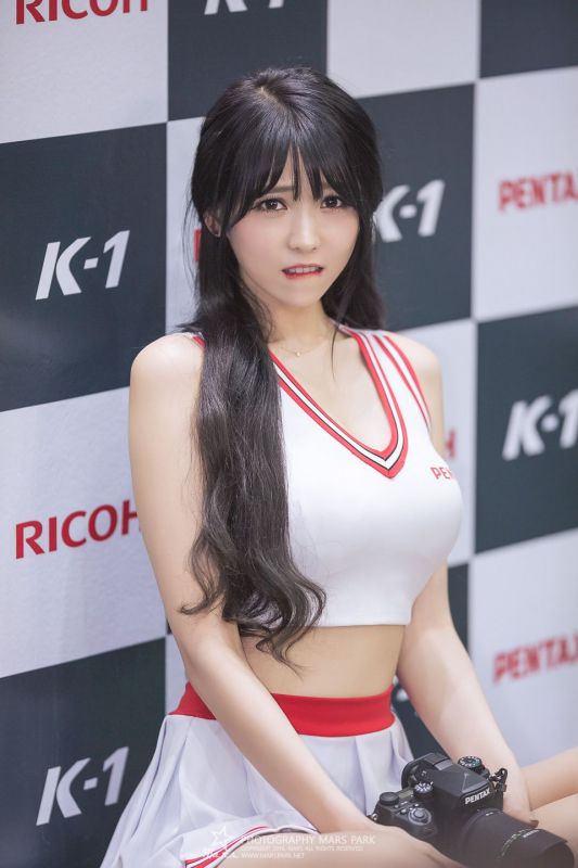 韩国美女李仁慧制服短裙写真气质迷人