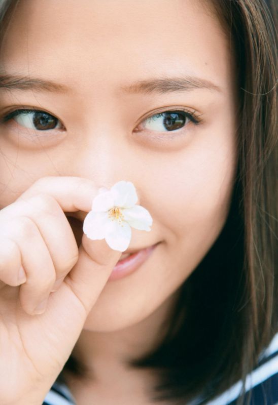 日本美少女小田樱高清摄影写真图片