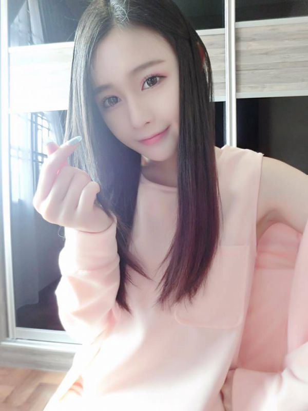 阳光美少女韩小涩(翁依玲)自拍写真图片