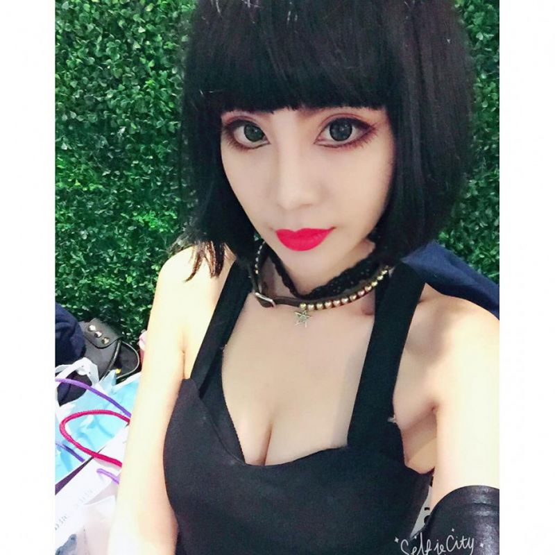 台湾正妹美女小彩Zaya私拍写真图片