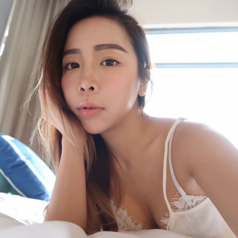 马来西亚美女Chenelle Wen性感自拍照