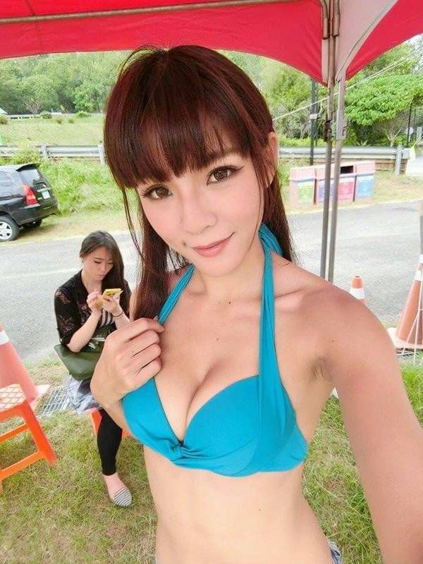 性感美女车模林思嘉Revy摄影写真图片