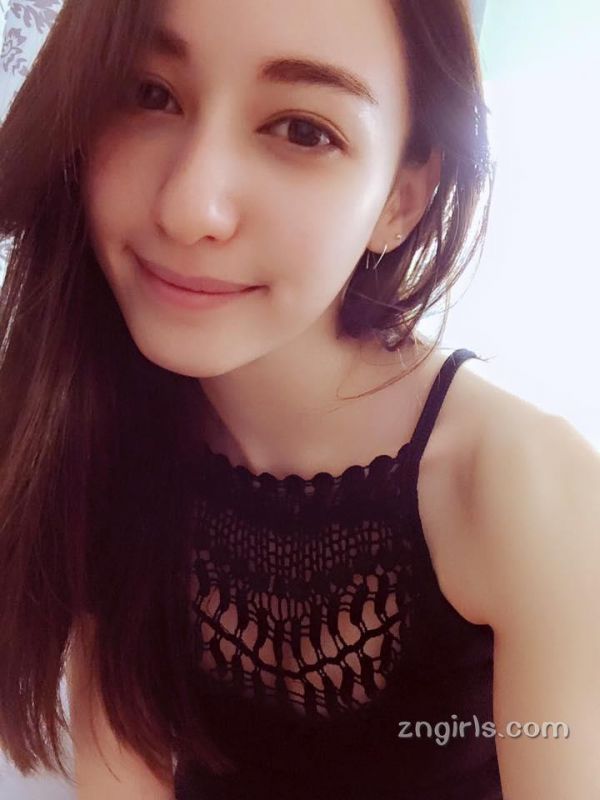 台湾混血美女MEIMEI(INES)自拍图片合辑