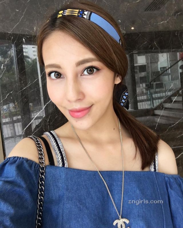 台湾美女小白Janet比基尼私房照