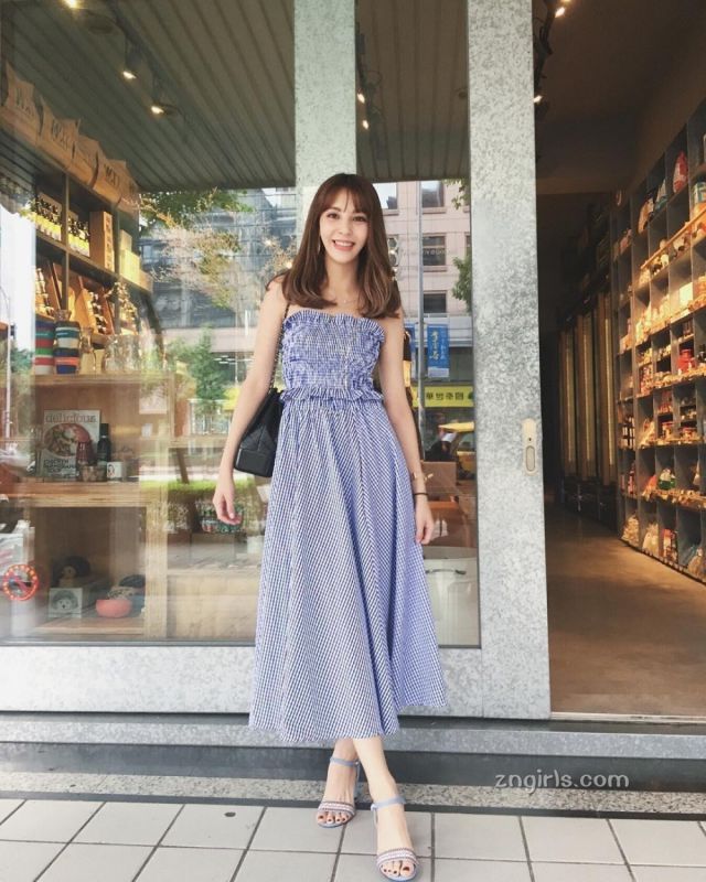 台湾美女小白Janet比基尼私房照