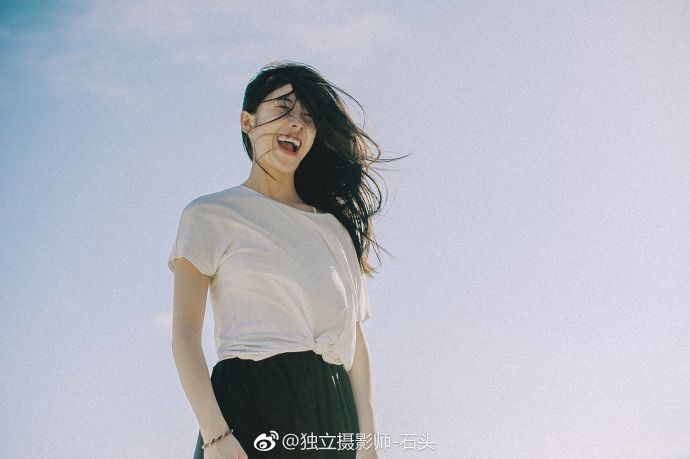 长发风情美女海边妖娆风骚诱惑性感御姐写真