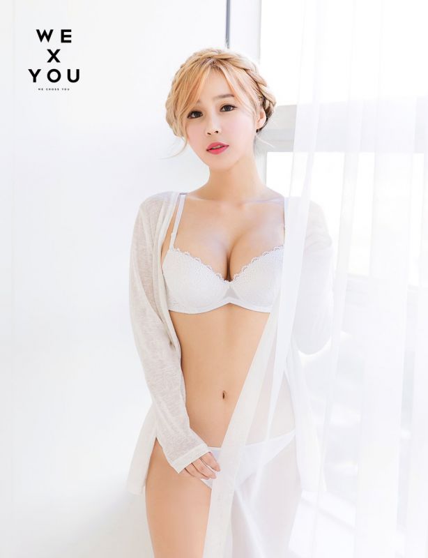 韩国美女模特李智娜性感写真图片